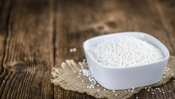 Porción de Tapioca sobre fondo de madera — Foto de Stock