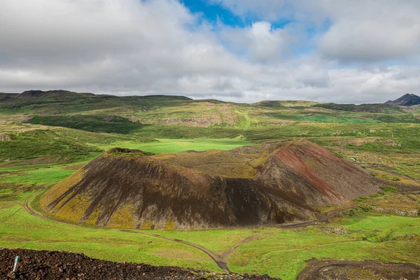 Cráter Grabrokarfell Vista Desde Grabrok Región Occidental Islandia —  Fotos de Stock