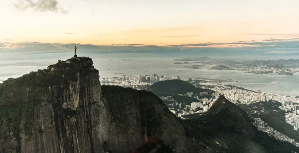 Статуя Cristo Redentor Рио Жанейро Воздушный Кадр Вертолета Время Впечатляющего — стоковое фото