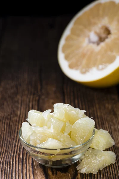 Piezas frescas de Pomelo —  Fotos de Stock