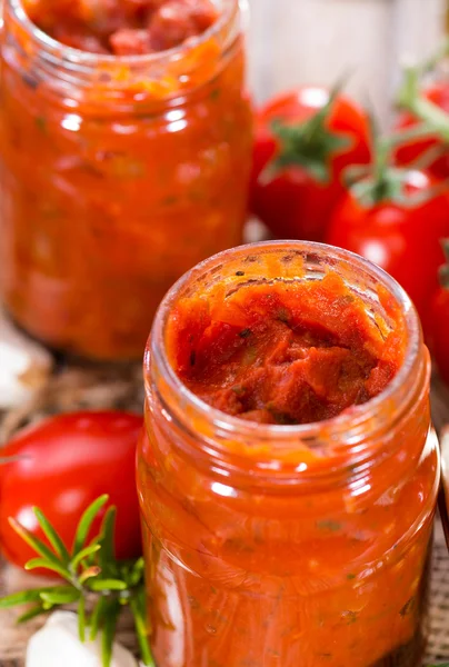 Hausgemachte Tomatensauce — Stockfoto