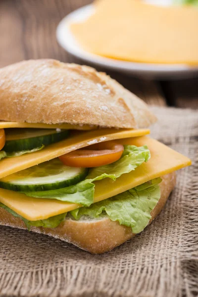 Чеддер-сырный сэндвич — стоковое фото