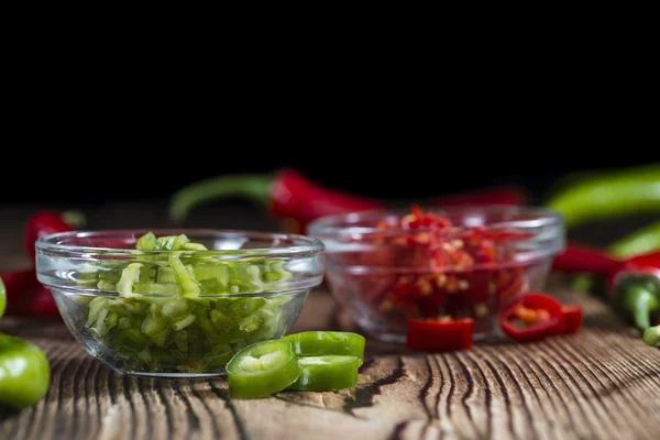 Smíšené broušená Chilis červené a zelené — Stock fotografie