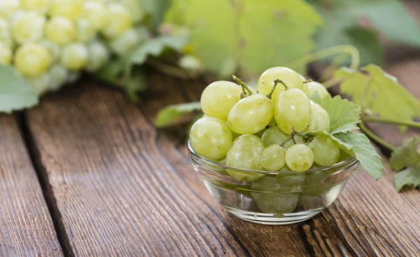 Uvas verdes frescas —  Fotos de Stock