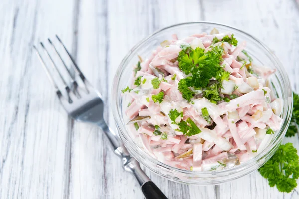 Ev yapımı et salata bölümünü — Stok fotoğraf