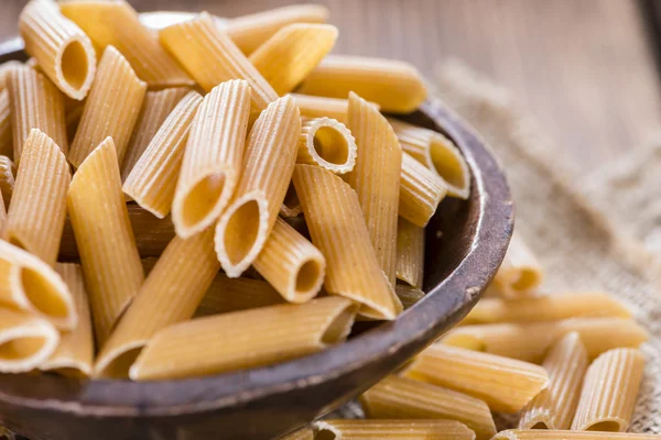Fullkorn Pasta (Penne) — Stockfoto