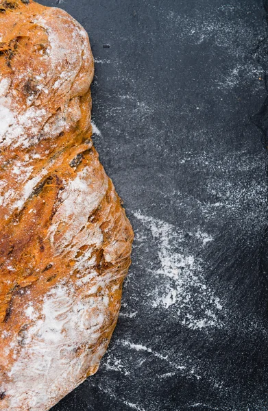 Ciabatta brood met zongedroogde tomaten — Stockfoto