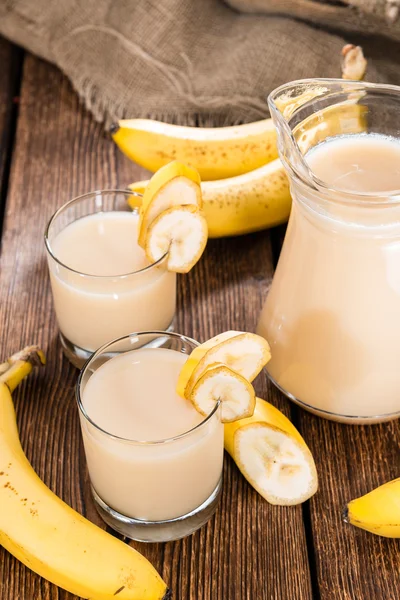 Свежий банановый сок — стоковое фото