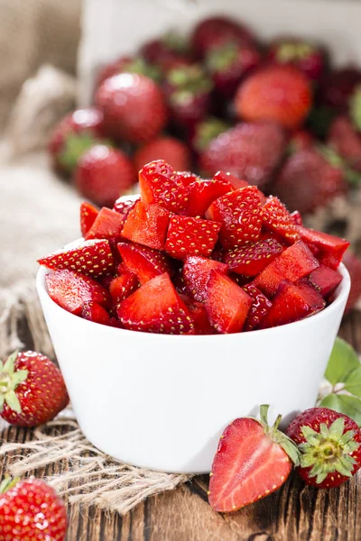新鲜切片的草莓 — 图库照片