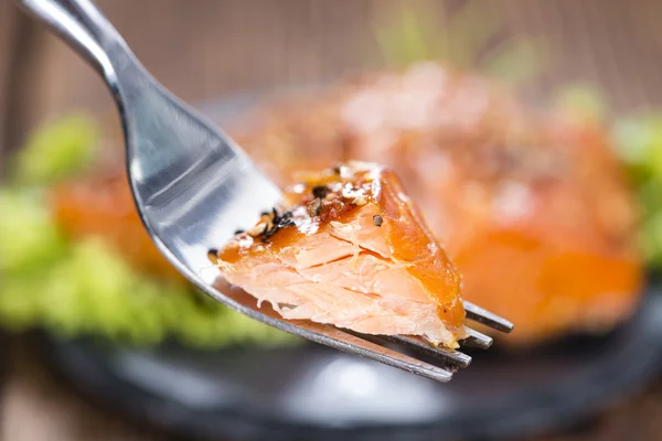 Smoked Salmon on a fork — Stock Photo, Image