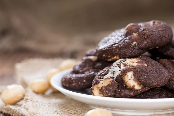 Macadamia fındık ile çikolata kurabiye — Stok fotoğraf