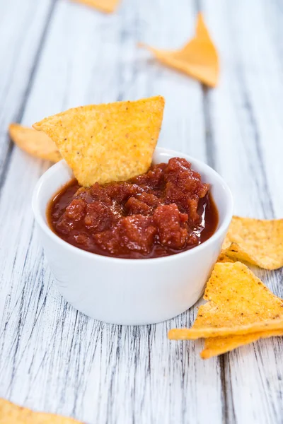Nachos med salsa dip — Stockfoto