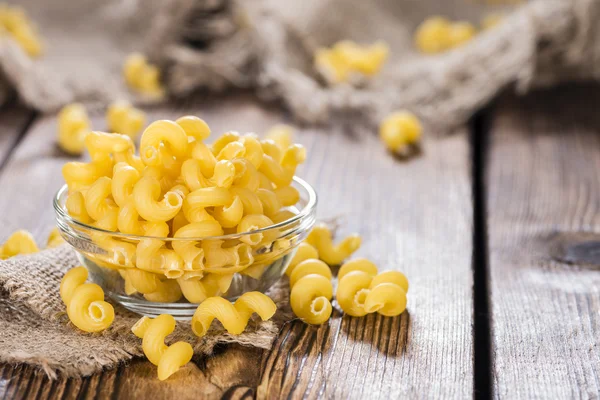 Riccioli di pasta cruda — Foto Stock