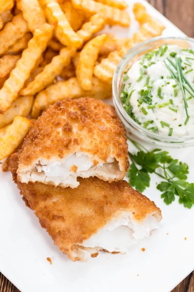 Salmon Fillet with Chips on white — Stock Photo, Image