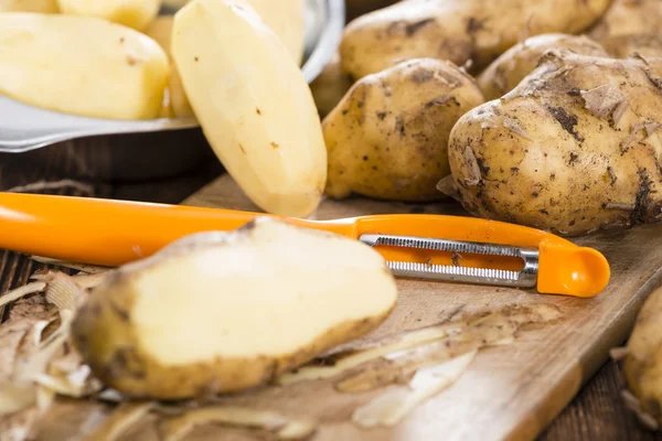 Portion of peeled Potatoes — Stock Photo, Image