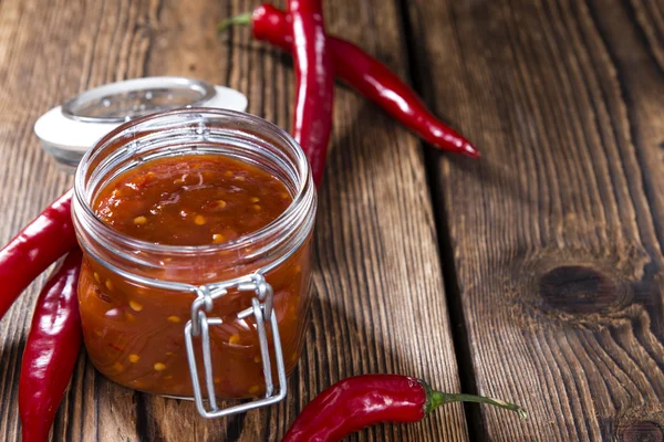 Čerstvé z chilli omáčka — Stock fotografie