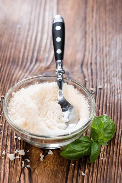 Frisch geriebener Parmesan — Stockfoto