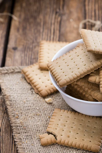 Galletas de mantequilla sobre fondo de madera —  Fotos de Stock