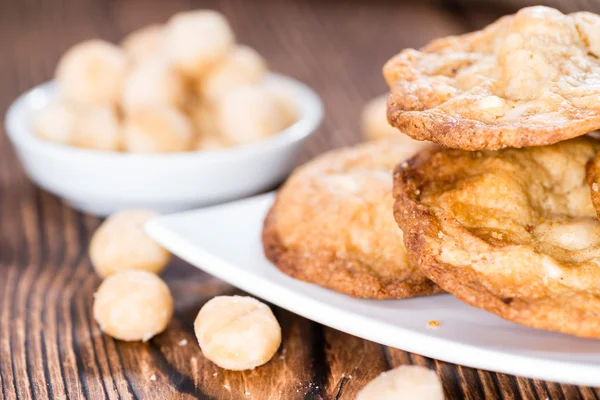 Macadamia Cookies with white chocolate — Stock Photo, Image