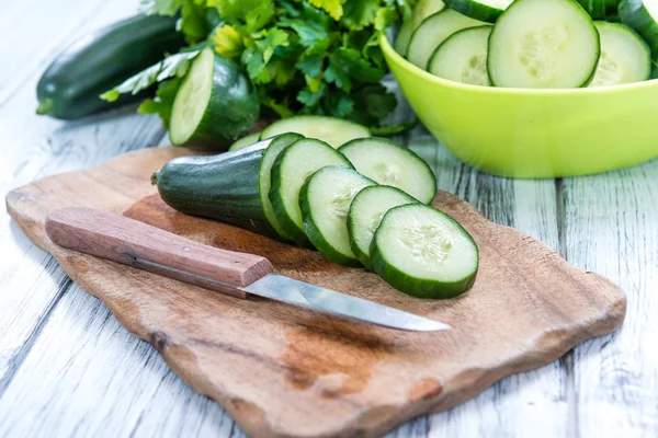 Portion frische Gurken — Stockfoto