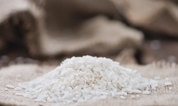 Porción de arroz sin cocer — Foto de Stock