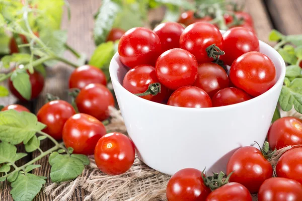 Porcja świeżych pomidorów Cherry — Zdjęcie stockowe