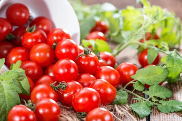 Högen av färska körsbärstomater — Stockfoto