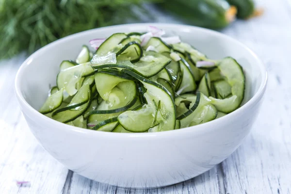 Komkommer salade — Stockfoto