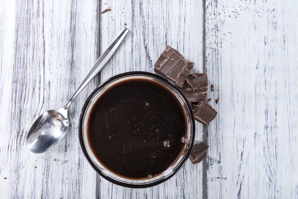 Sauce aus dunkler Schokolade — Stockfoto