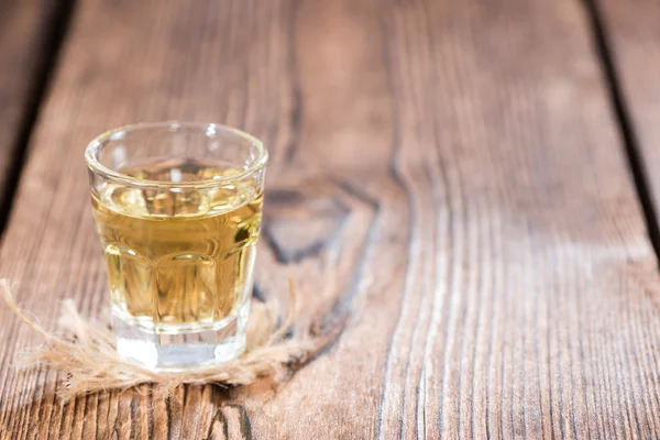 Apfellikör im Glas — Stockfoto