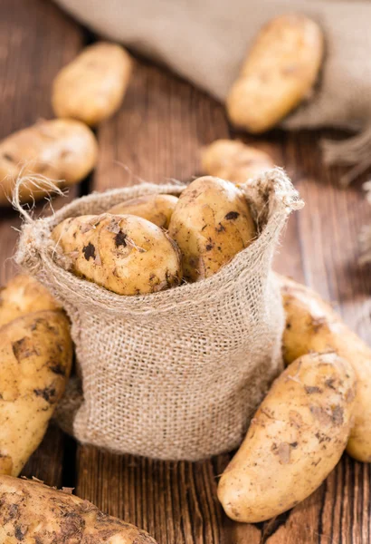 Portion frische Kartoffeln — Stockfoto