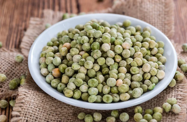 Montón de guisantes verdes secos —  Fotos de Stock