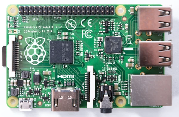 Komputer z Raspberry Pi — Zdjęcie stockowe