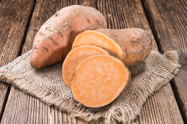 RAW солодкий картопля — стокове фото