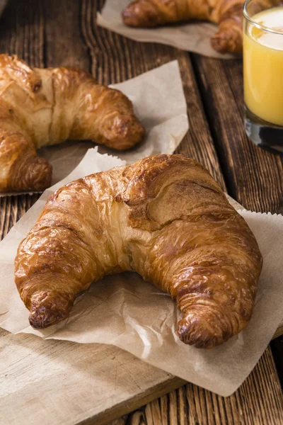 Friss sült croissant — Stock Fotó