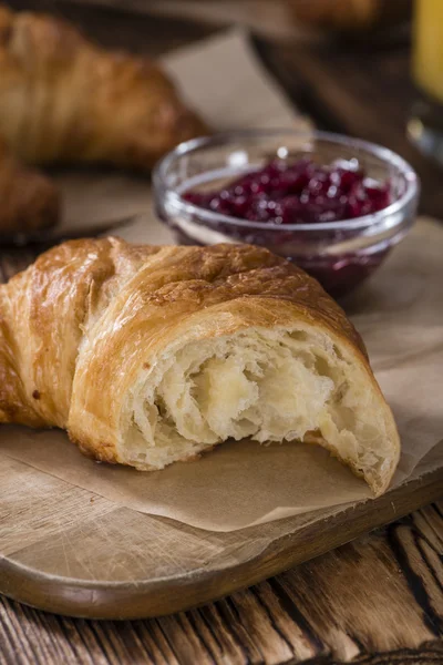 Friss sült croissant — Stock Fotó