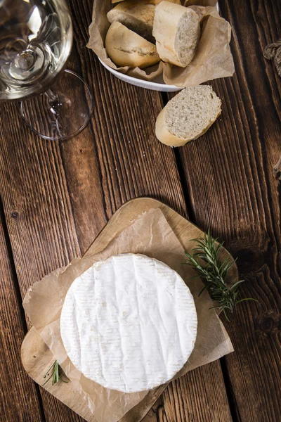 Saboroso Camembert cremoso — Fotografia de Stock