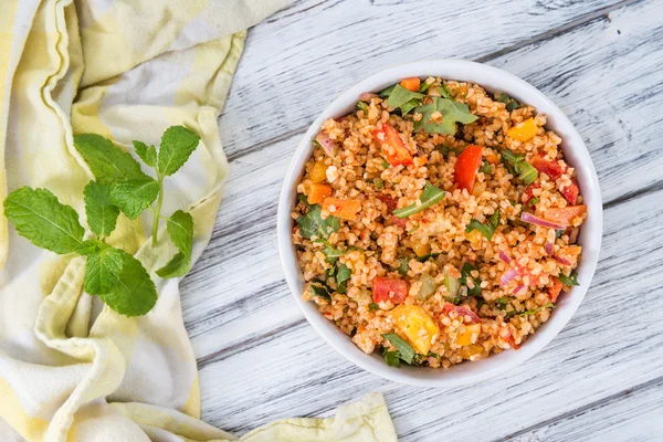 Ensalada Bulgur con verduras — Foto de Stock