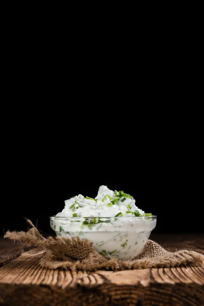 Zelfgemaakte kruid Curd in kom — Stockfoto