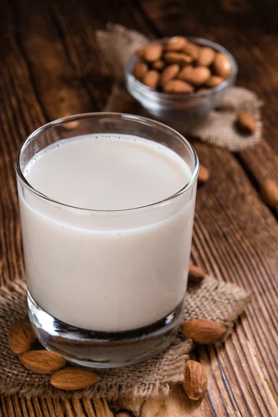 Leche de almendra saludable — Foto de Stock