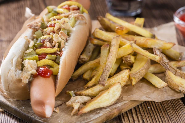 Vers gemaakte hotdog — Stockfoto