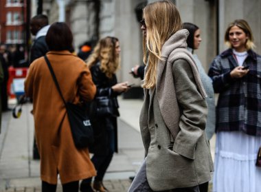 LONDON, UK- 16 Şubat 2019 Pernille Teisbaek Londra 'da sokakta.