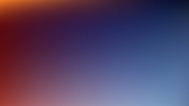 Mor, mavi ve ince portakalları harmanlayarak dengesiz ve profesyonel bir ton yaratıyor..