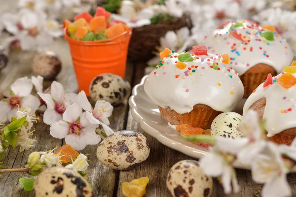 Paskalya yumurtaları yakın.