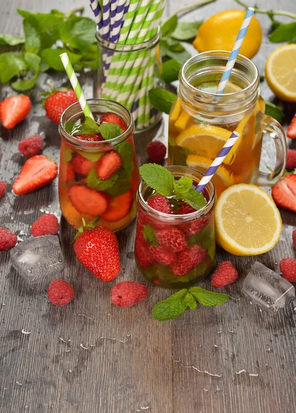 Té de frutas frías — Foto de Stock