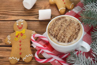 Cappuccino ve zencefilli kurabiye adam