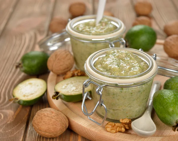 Jam-feijoa és dió — Stock Fotó