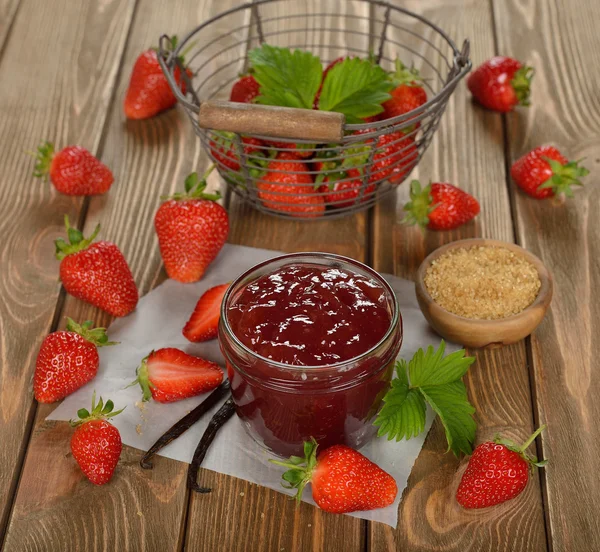 Strawberry jam with vanilla — Stock Photo, Image