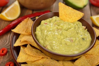 Guacamole Mısır cips ile