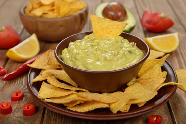 Guacamole Mısır cips ile